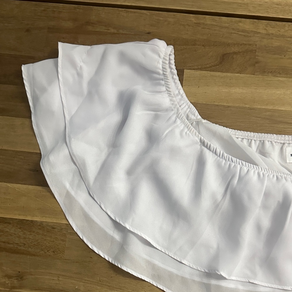 Superdown White Ruffle Crop Top - image 3